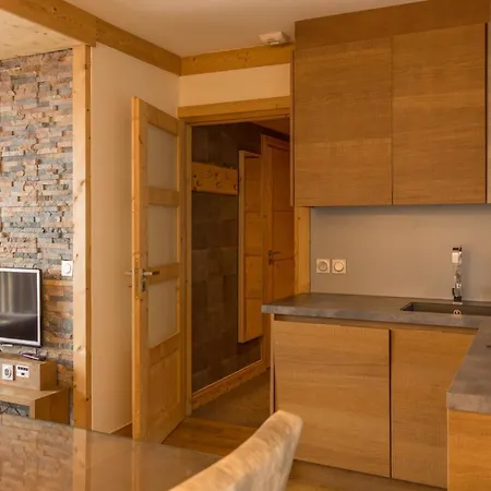 Koh-i Nor By Les Etincelles