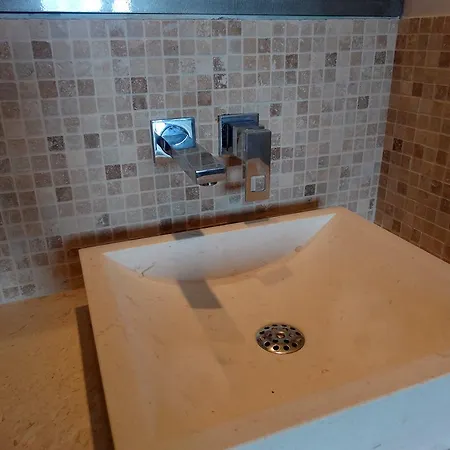 Aparthotel Koh-i Nor By Les Etincelles