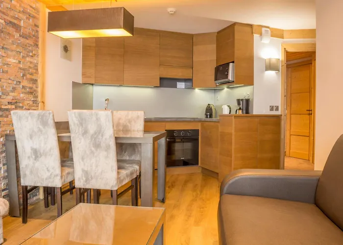 Koh-i Nor By Les Etincelles 5*