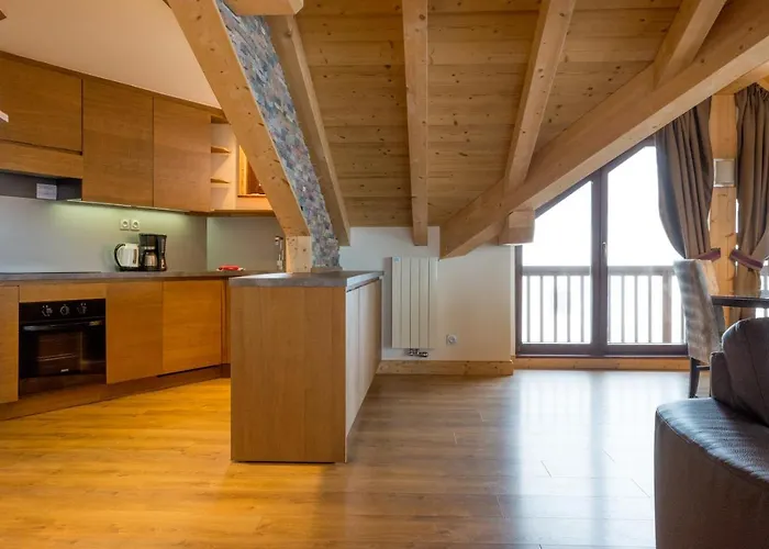 Koh-i Nor By Les Etincelles 5*